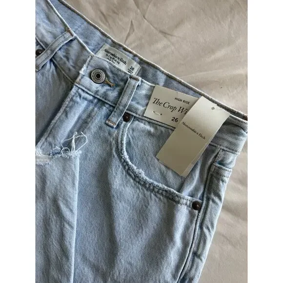 NWT Abercrombie & Fitch Denim Light Blue Wide Leg High Rise Cropped - Picture 11 of 13